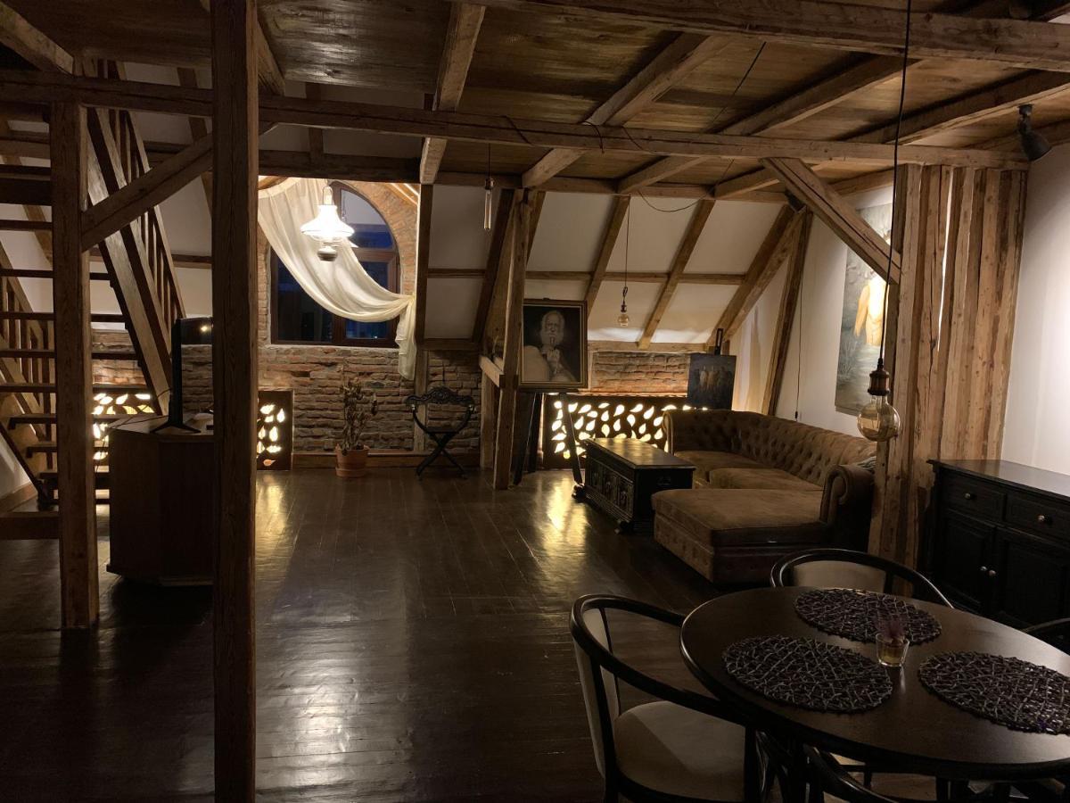 Gallery Loft Piatra Neamt Exterior photo